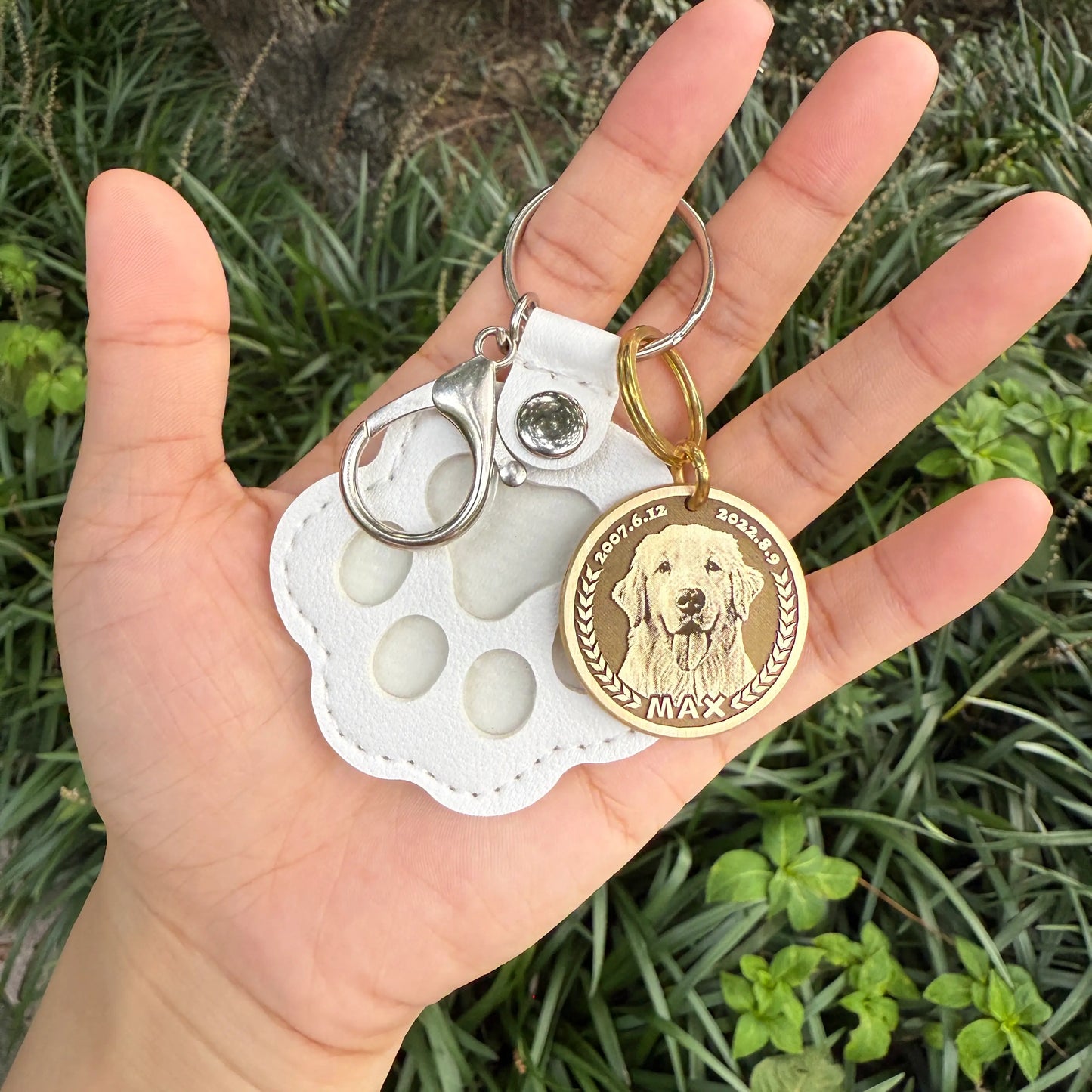 Pet Fur Holder Keychain