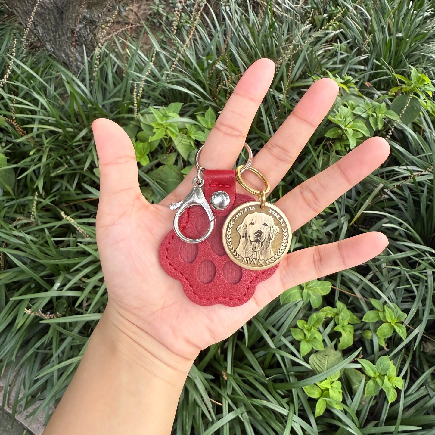 Pet Fur Holder Keychain