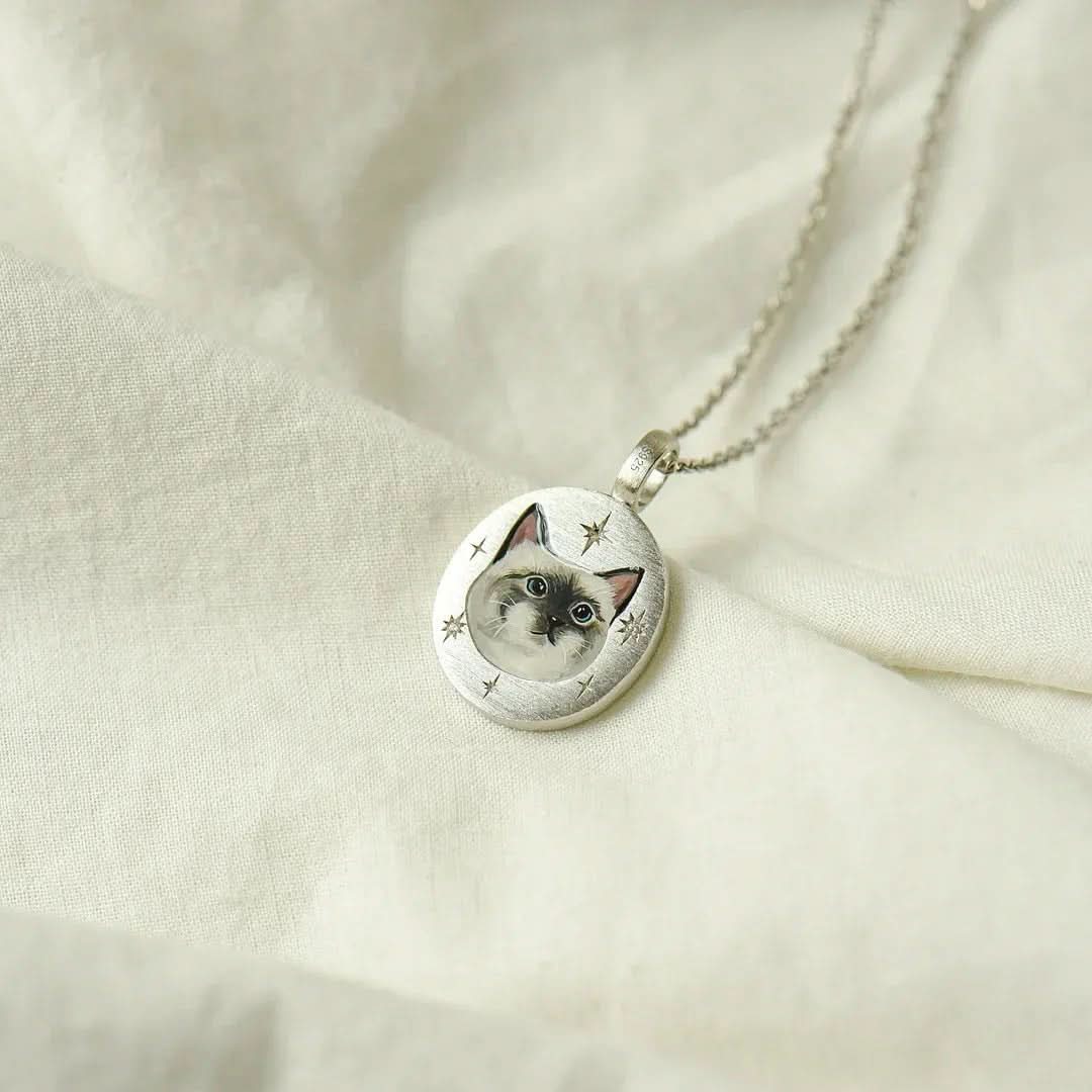 Custom Pet Face Necklace - TailPrints