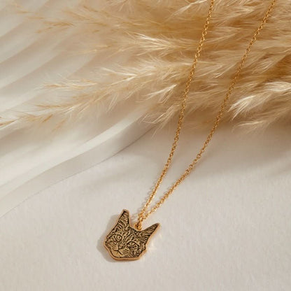 Custom Pet Face Necklace_irregular shape - TailPrints