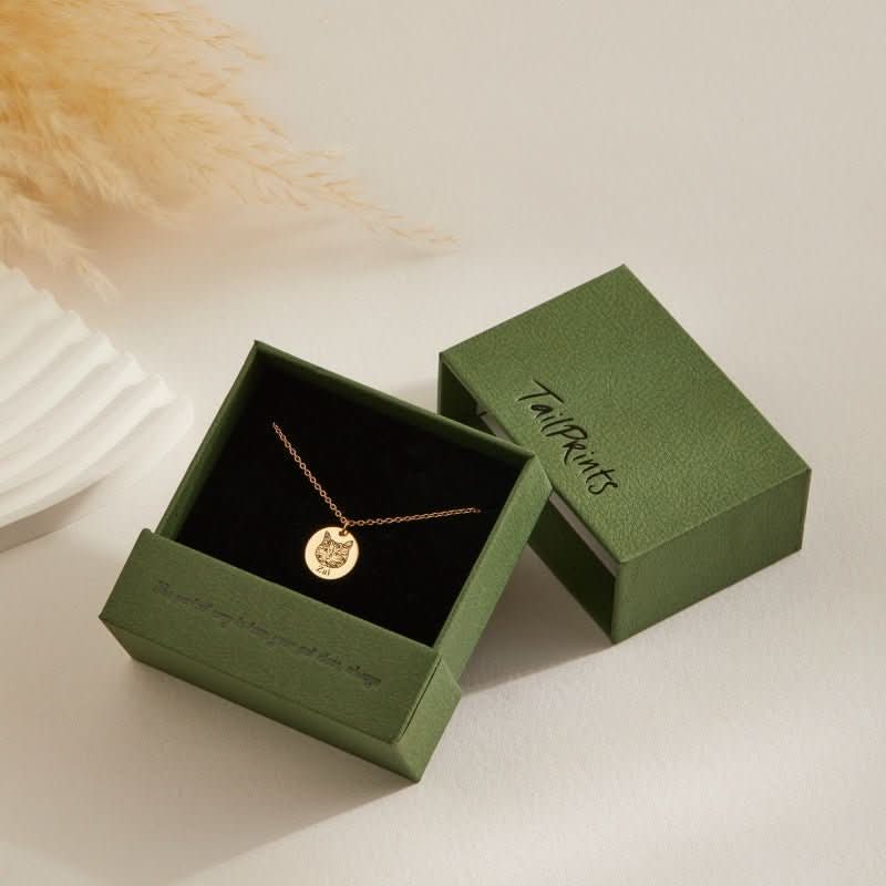 Custom Pet Face Necklace_irregular shape - TailPrints